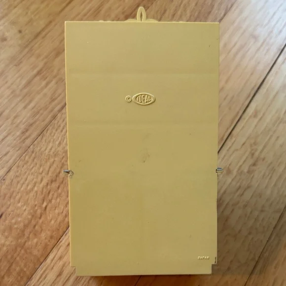 IDEAL Petite Prince Dollhouse Kitchen Cabinet Yellow and Gold - Picture 6 of 10